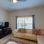 Lake View Townhouse